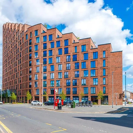 Stylish Centre Flat - Free Parking * 利兹