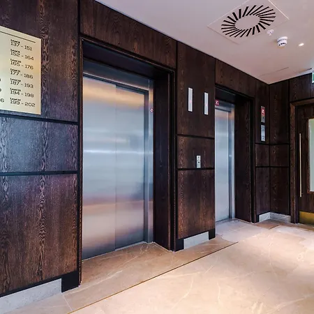 Stylish Centre Flat - Free Parking 公寓