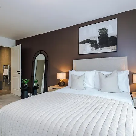 Apartment Stylish Centre Flat - Free Parking