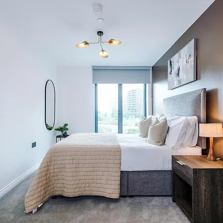 Апартаменти Stylish Centre Flat - Free Parking Лідс