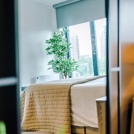Stylish Leeds Centre Flat - Free Parking *