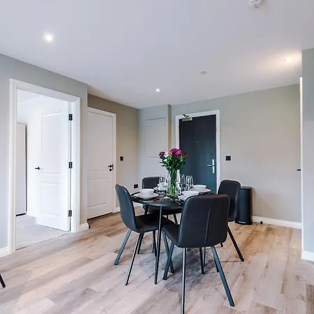 Apartment Stylish Leeds Centre Flat - Free Parking