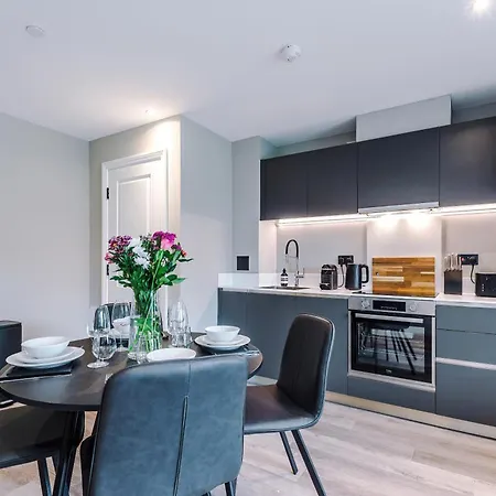 Stylish Centre Flat - Free Parking * Лідс