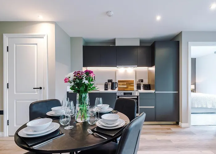 Apartment Stylish Centre Flat - Free Parking