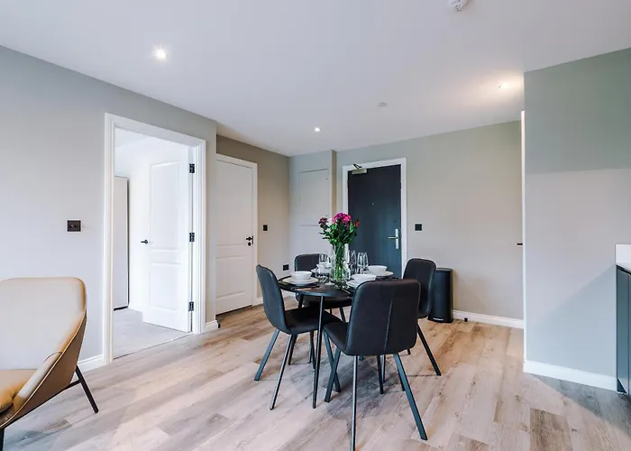 Apartment Stylish Centre Flat - Free Parking