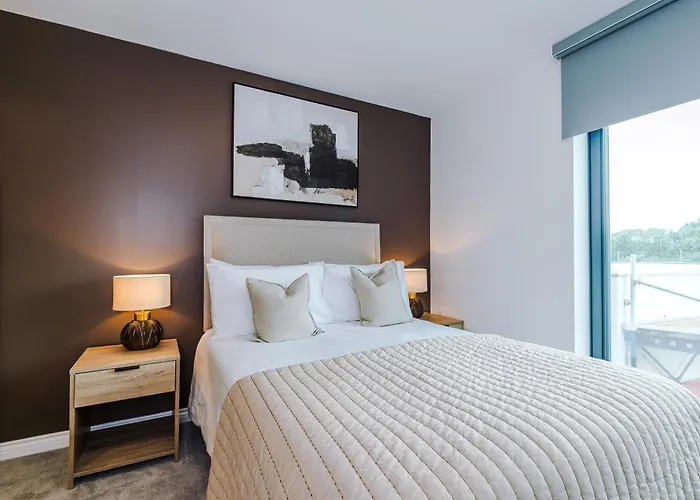 Apartment Stylish Centre Flat - Free Parking