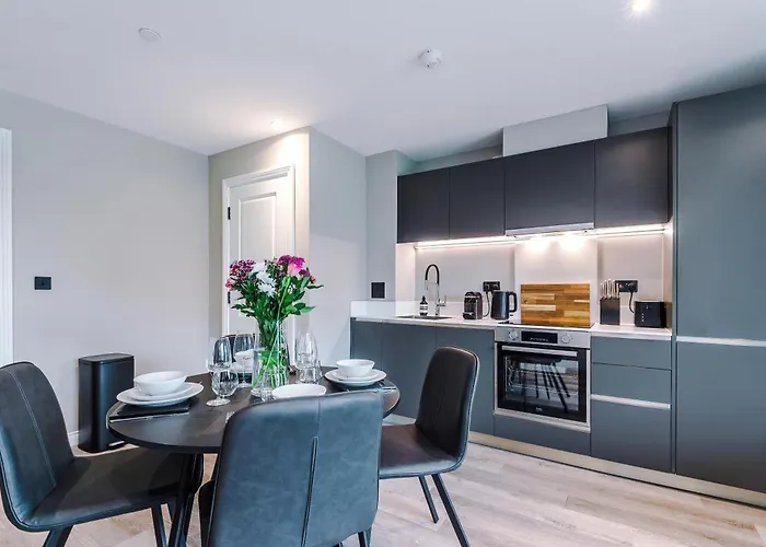 Stylish Centre Flat - Free Parking * Leeds (West Yorkshire)